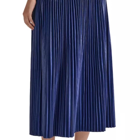 MISOOK FAUX LEATHER 2 PIECE SET - Picture 3 of 5